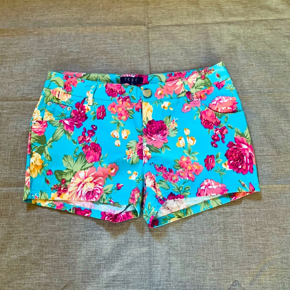 NWT Printed denim Shorts